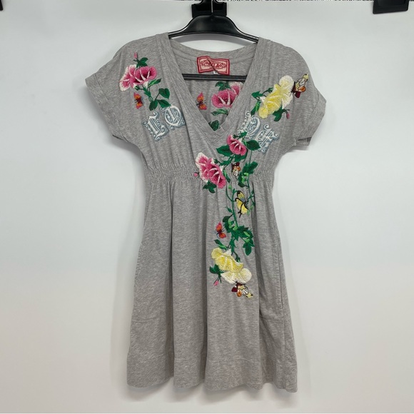 JWLA Made With Love Size S Tunic Top Embroidered Floral Pockets V Neck - Picture 3 of 10